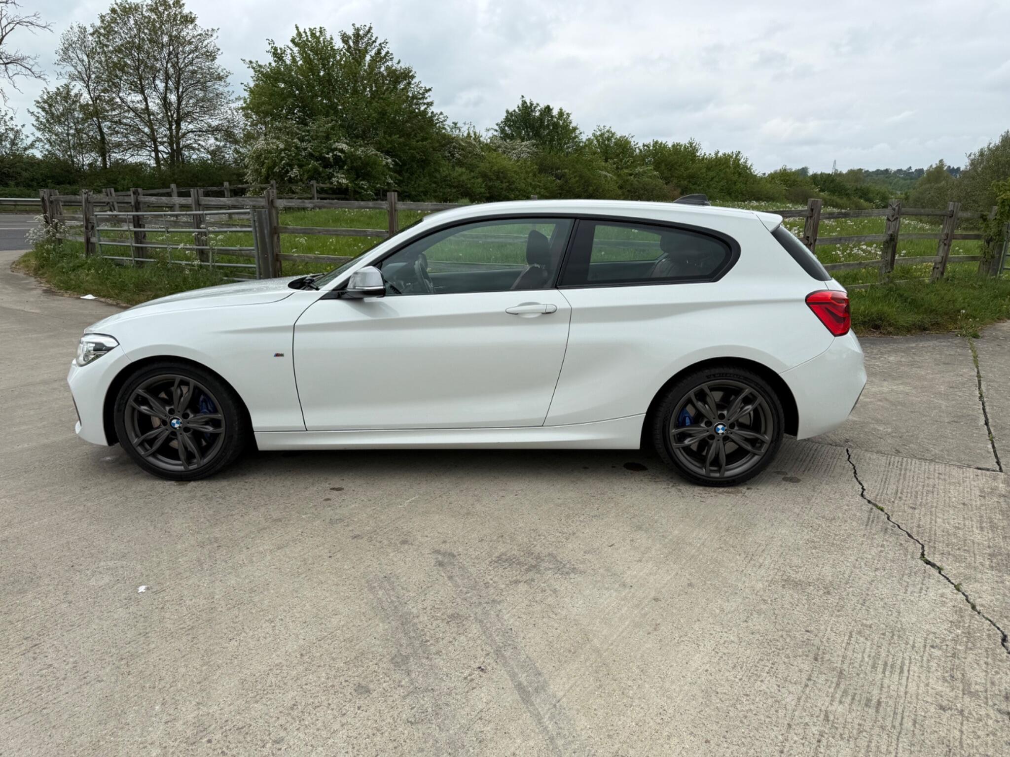 BMW 1 Series 3.0 M135i Euro 6 (s/s) 3dr — photo 62 of 92